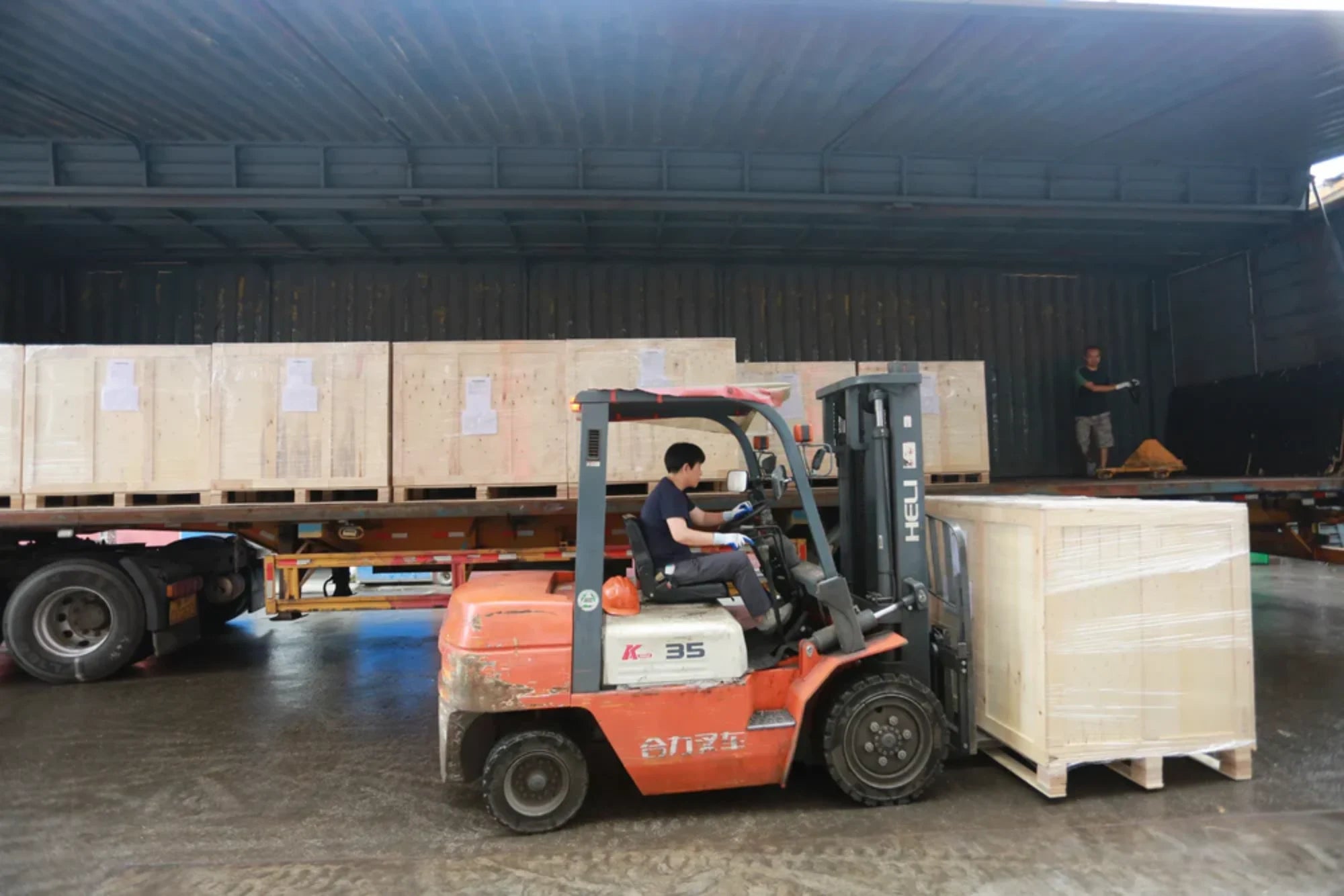 Dry Ice Blaster International Shipping